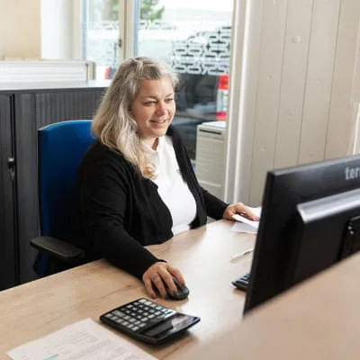 Technischer-Bueromitarbeiter